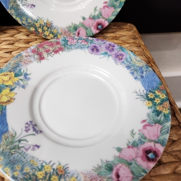 Nikko, Secret Garden Davir Tea Saucers, Set of 4 Fine China - Picture 4 of 10